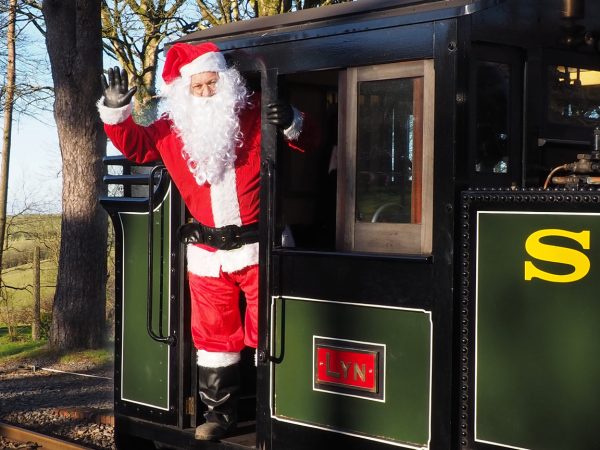 santa-image(1152x864-crop-autorotate)